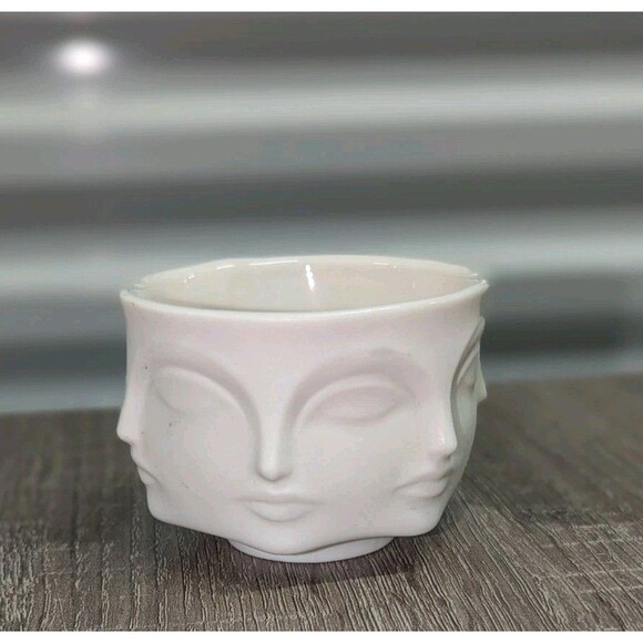 Jonathan Adler Dora Maar Condiment Bowl, White 2.25" Art Deco Faces - Picture 1 of 9
